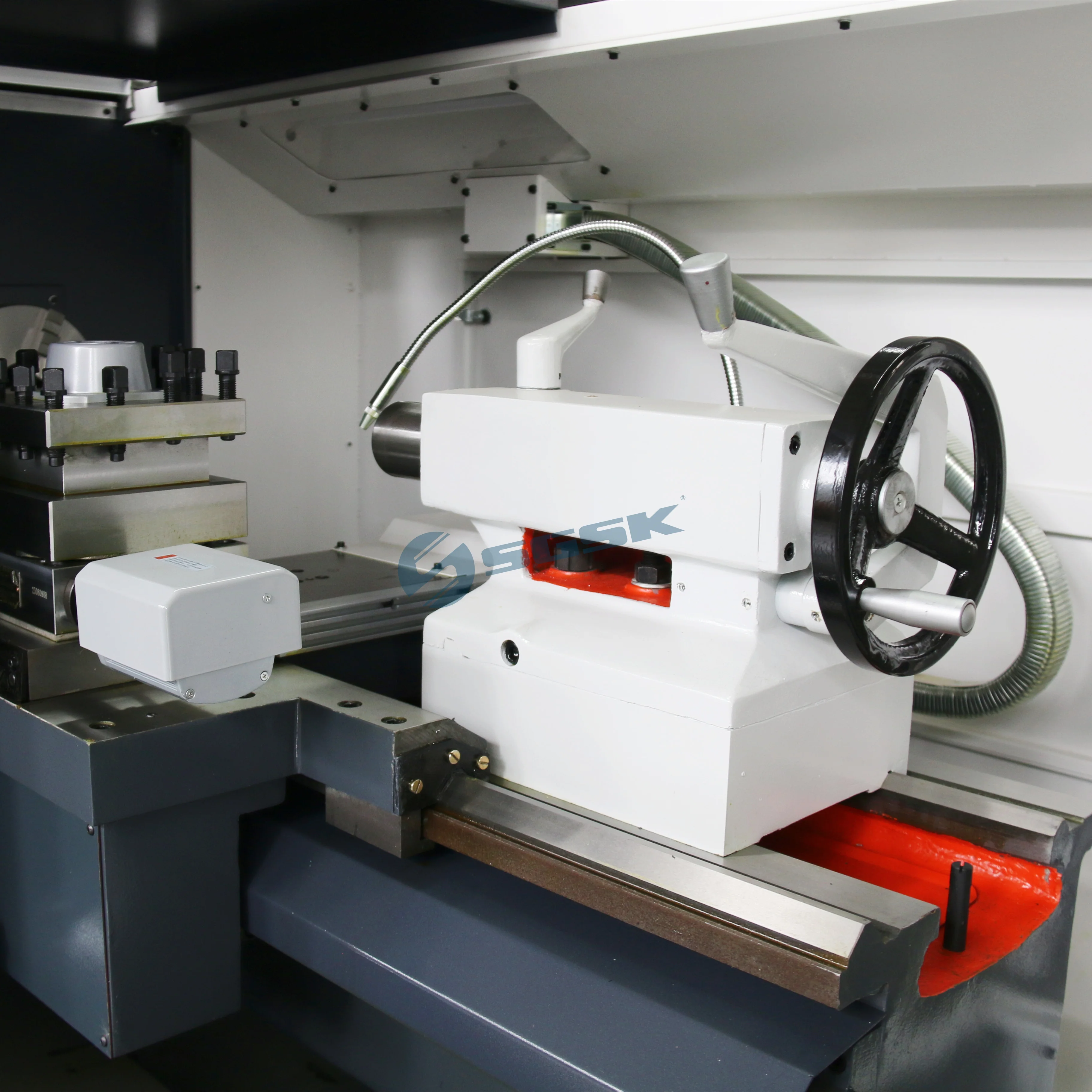 Cnc Lathe Machine Tools CAK6161 Cast Iron Cnc Lathe Machine Frame Automatic Siemens Fanuc CNC Lathe Machine