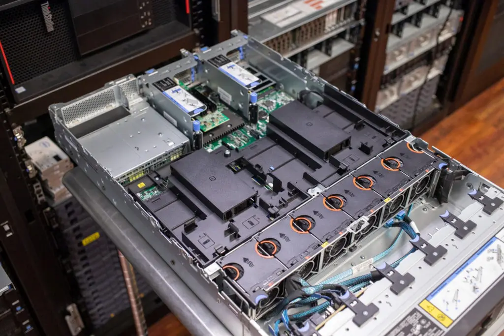 Sr650v2 Thinksystem Sr650 V2 2u Rack Server Sr650 Upgrade Model - Buy ...