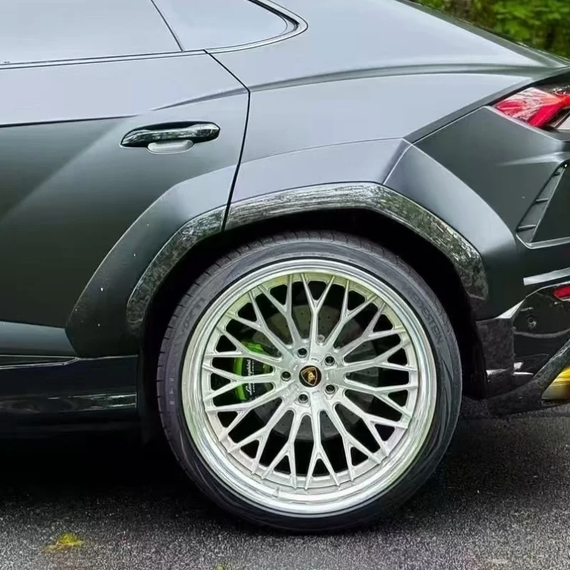 Para-lamas para Lamborghini Urus foto 5