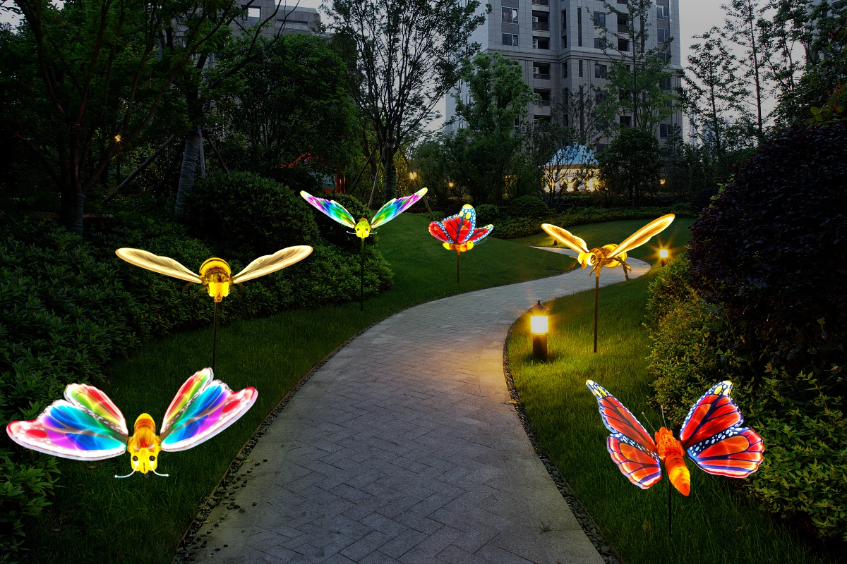 Outdoor Luces Navidenas 1m 3D Animated Butterfly Shape Light for City  Garden Pathway Decoration - China Light LED Butterfly, Light Sing Butterfly