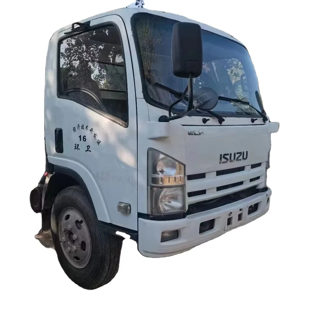 Used suzu 700P Used Light Isuzu Cargo Truck New Diesel Lorry Van with Fence Cargo Tank Drive Wheel Left Steering