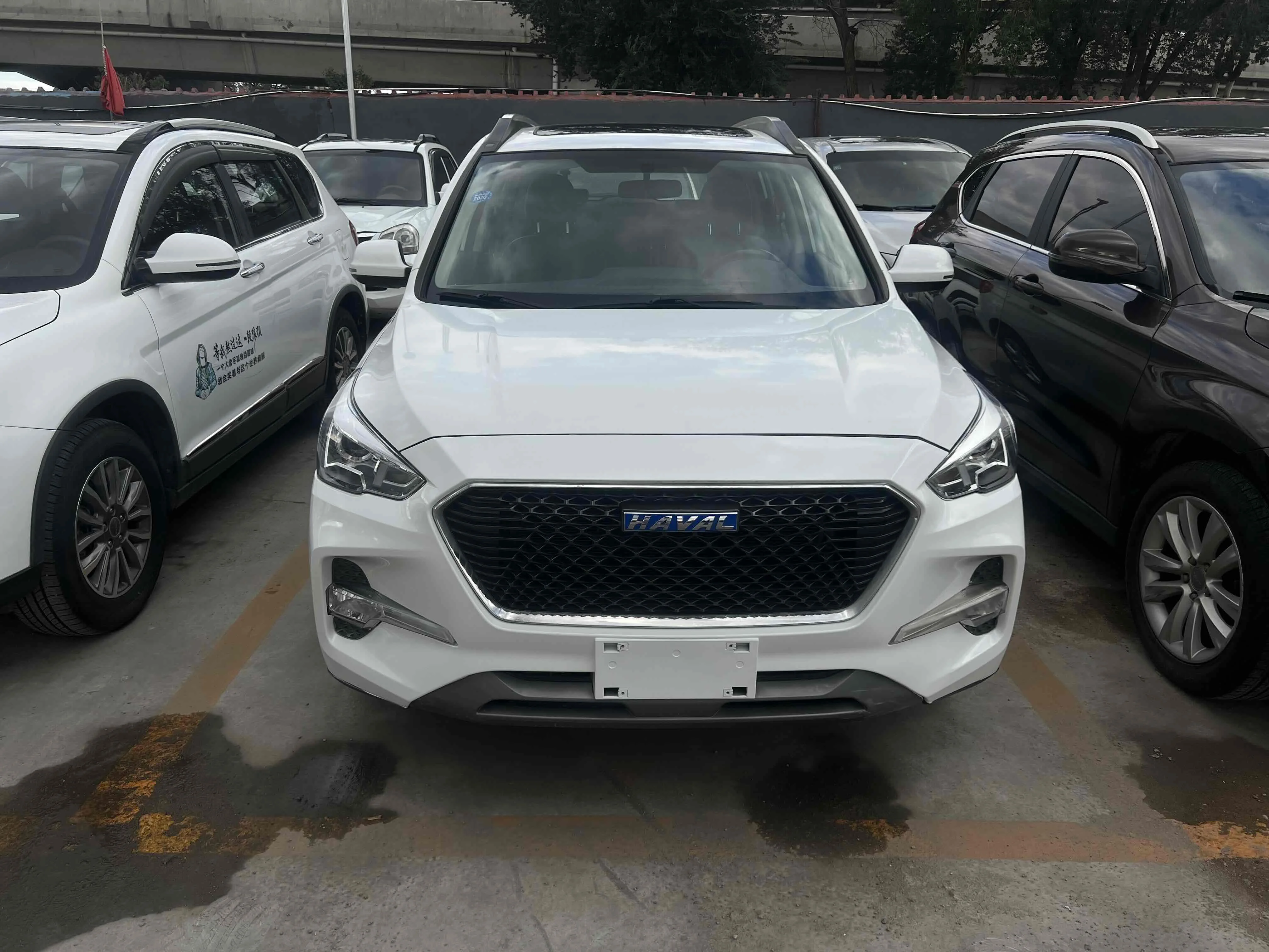 Used Car Gwm Haval M6 1.5t Intelligent Smart Compact Suv Cars Cheapest Fuel Vehicle Second Hand Chinese Car Off Road Adults Auto