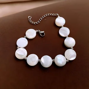 Women Custom Fashion Chain Round Beaded Mother-of-pearl Bracelet Bracelets Accessory Designer Inspired Wedding Jewelry