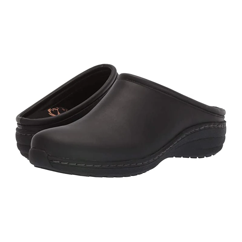 nurse clogs with designs