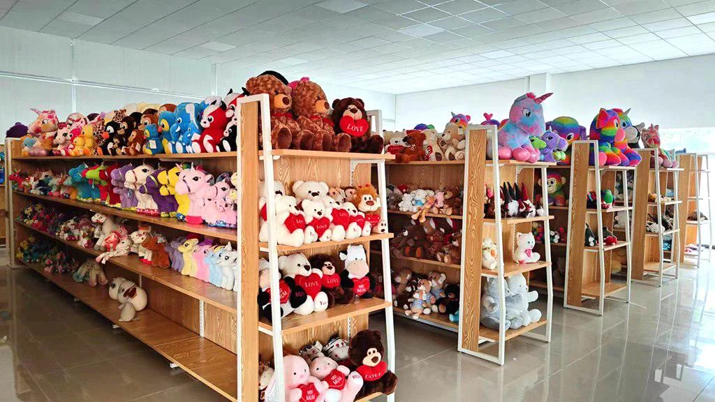 Yangzhou Creative Toys And Gifts Co., Ltd. 3