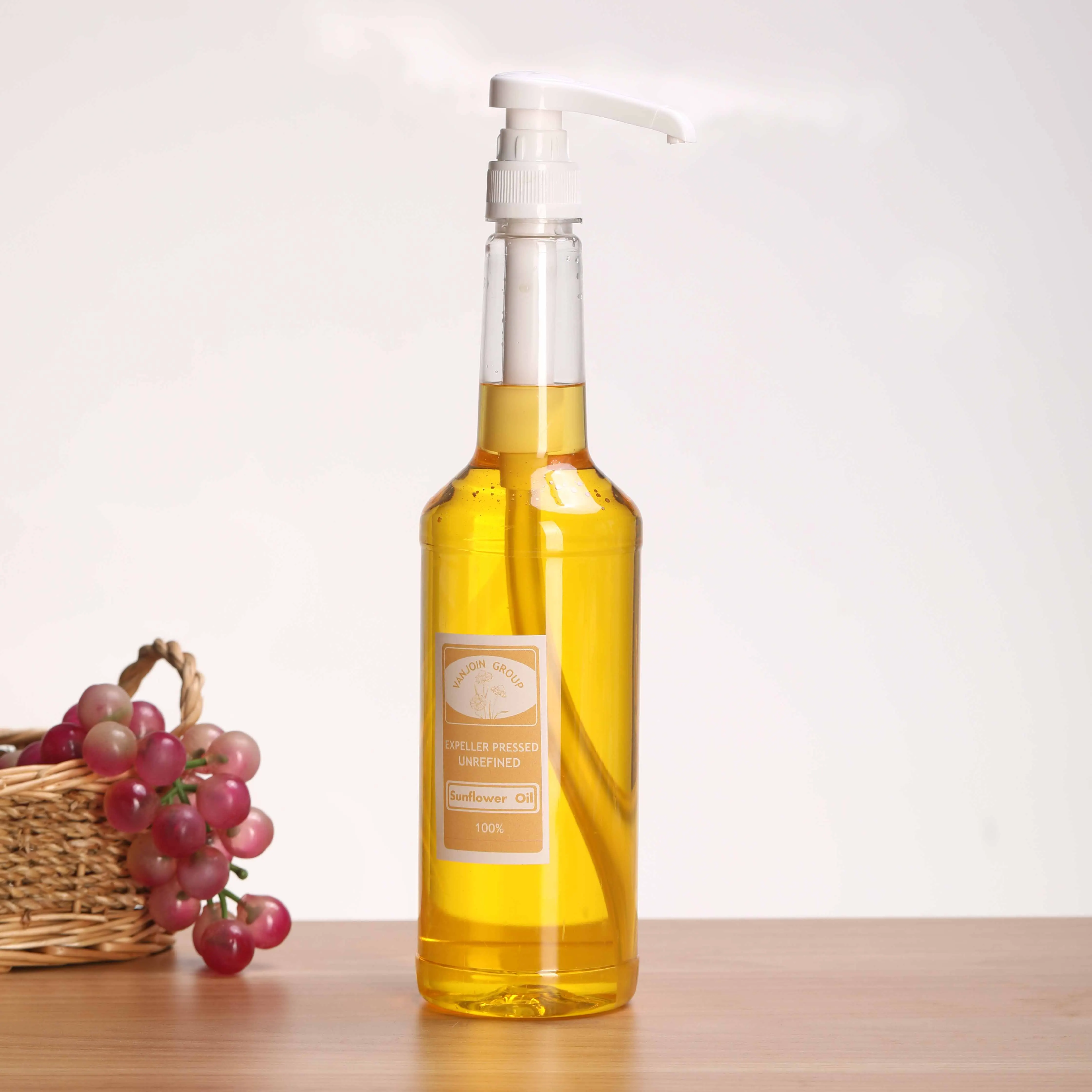 28mm 750ml Plastic Bottle Easy Dispense 2ml a Time 25oz Oil Oyster Sauce Syrup Pump Bottles with Custom Label