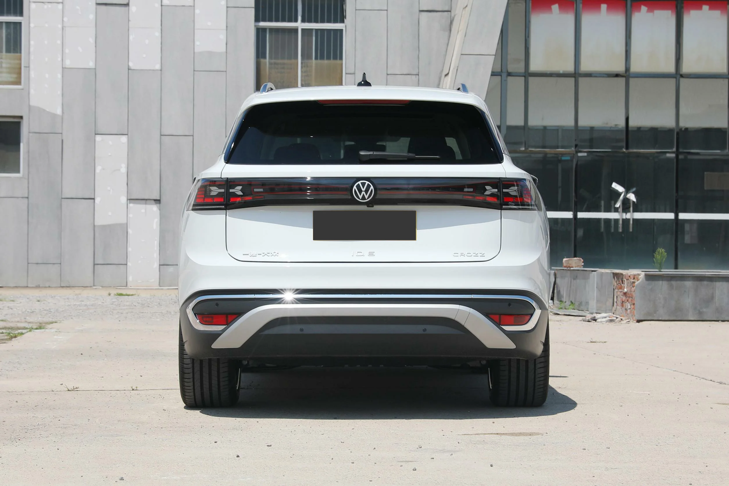 VW Volkswagen ID.6 Crozz EV SUV details