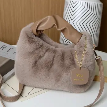 2025 New Fashion Autumn and Winter Female Handheld Plush Messenger Bag Joker Niche Furry Shoulder Bag