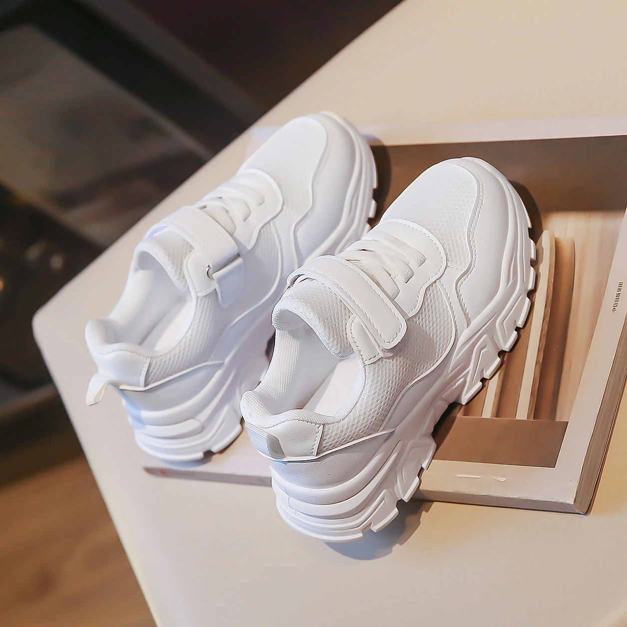 Mesh White Color Running Sneakers for Kids Fashion Comfort