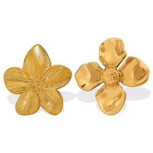 French Court Style Retro Gold Flower Stud Earrings Trendy Premium Design Stainless Steel Statement Jewelry