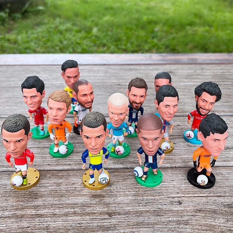 Mini soccer shop player figurines