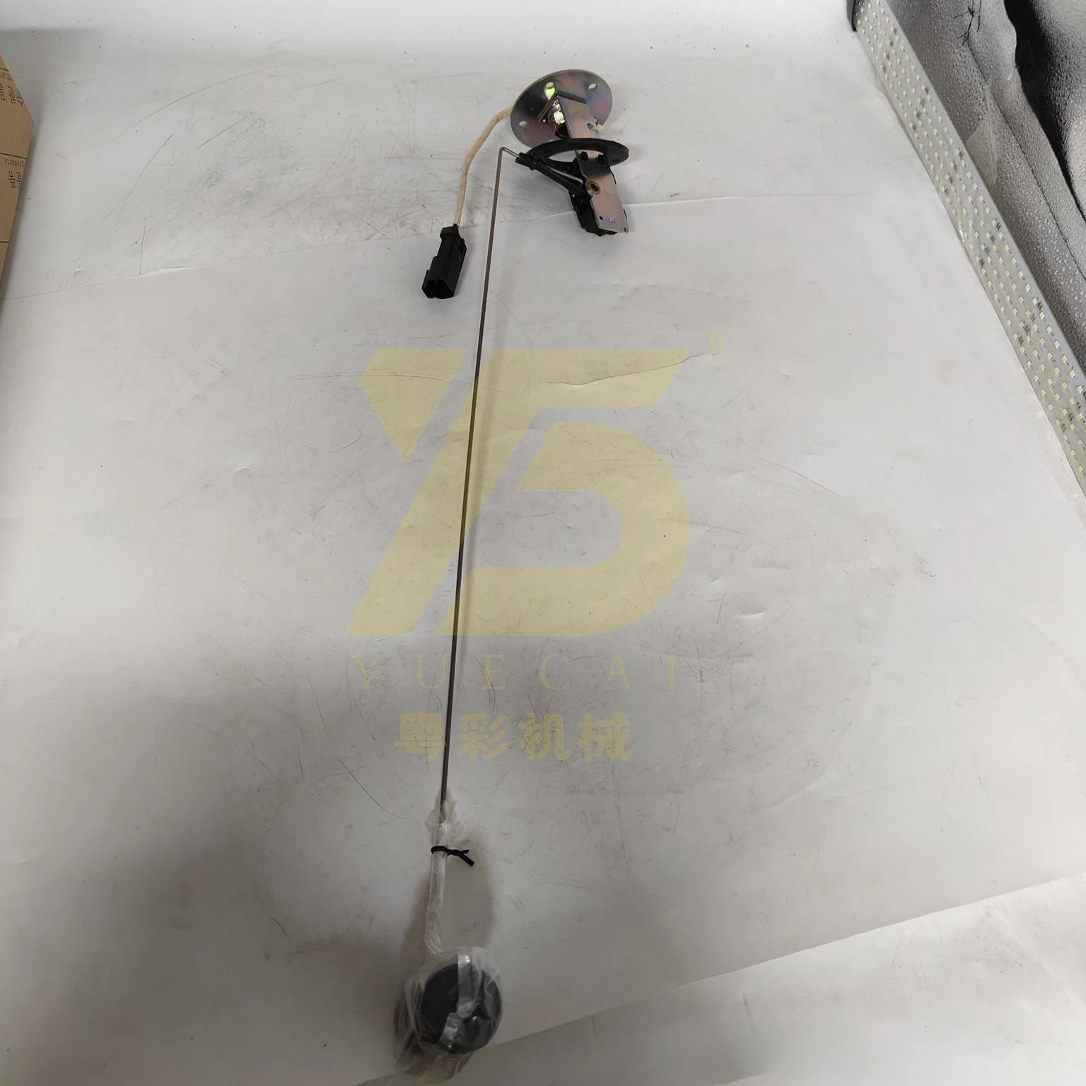 YUE CAI  Machrinery Spare Parts Fuel Tank Sensor Oil Level Sensor 163-6700 1636700 for 320C 320D E320C E320D 238-2227 2382227