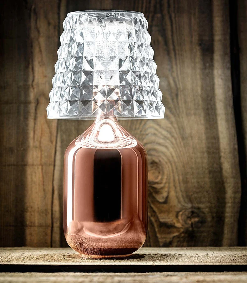 Современный стол Роскошный Гостиничный перезаряжаемый обеденный стол Светодиодная подсветка