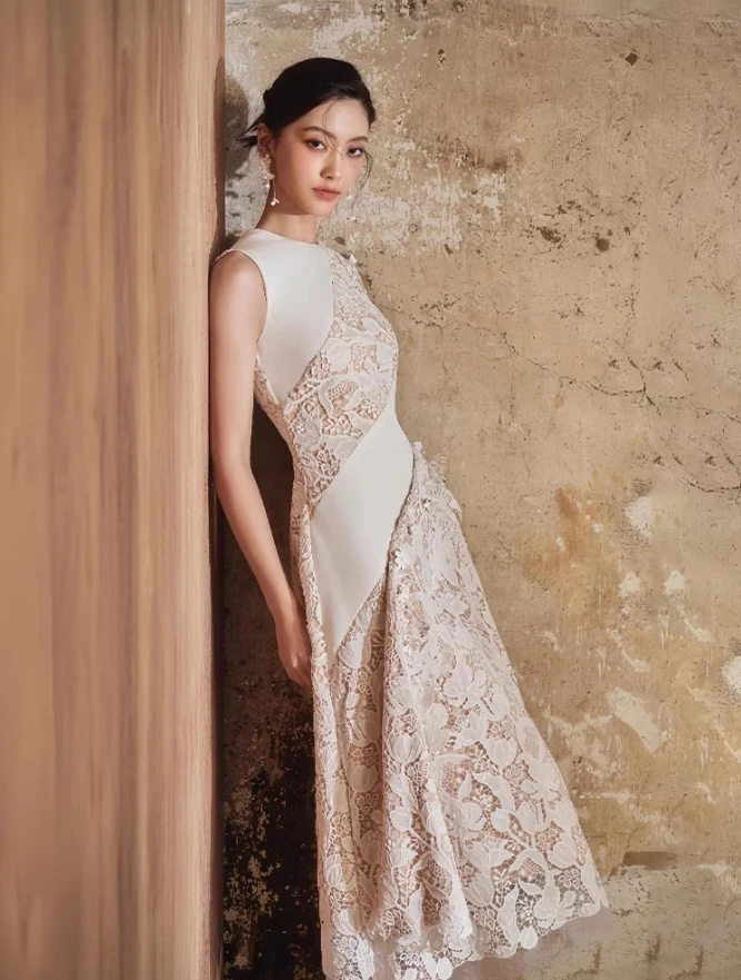 2025 New Modern Empire A-Line Dress Slim Fit Lace & Floral Satin Sleeveless  Elegant Party Dress Knee-Length