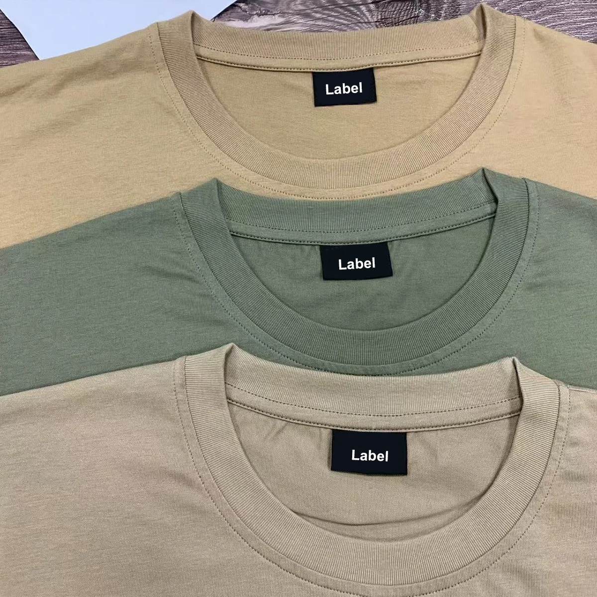 Factory Oem High Click Men’s Loose Solid Color Cotton T-shirt Chest Pockets Customized Short Sleeve Pocket Tshirt for Men