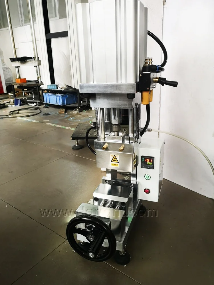 Advanced High-quality Portable Mini Molding Small Plastic Injection Machine