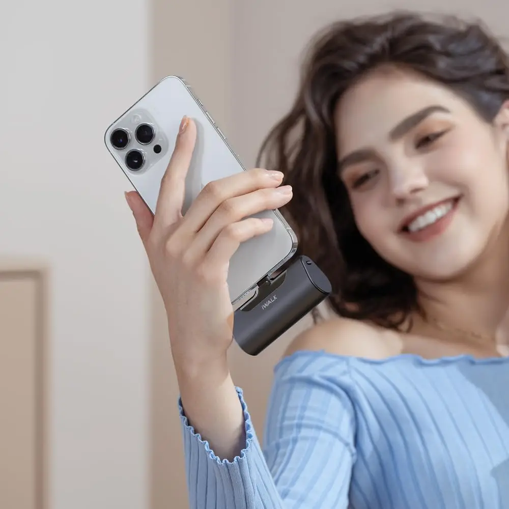 IWALK LinkPod 4 Docking Battery 4500mAh Capacity PD 20W Fast Charging USB C Charger Portable Capsule Power Bank
