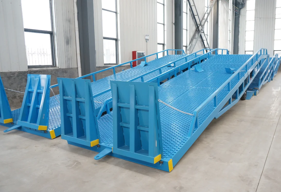 Customized Mobile Loading and Unloading Platform 8 Ton Capacity Dock ...