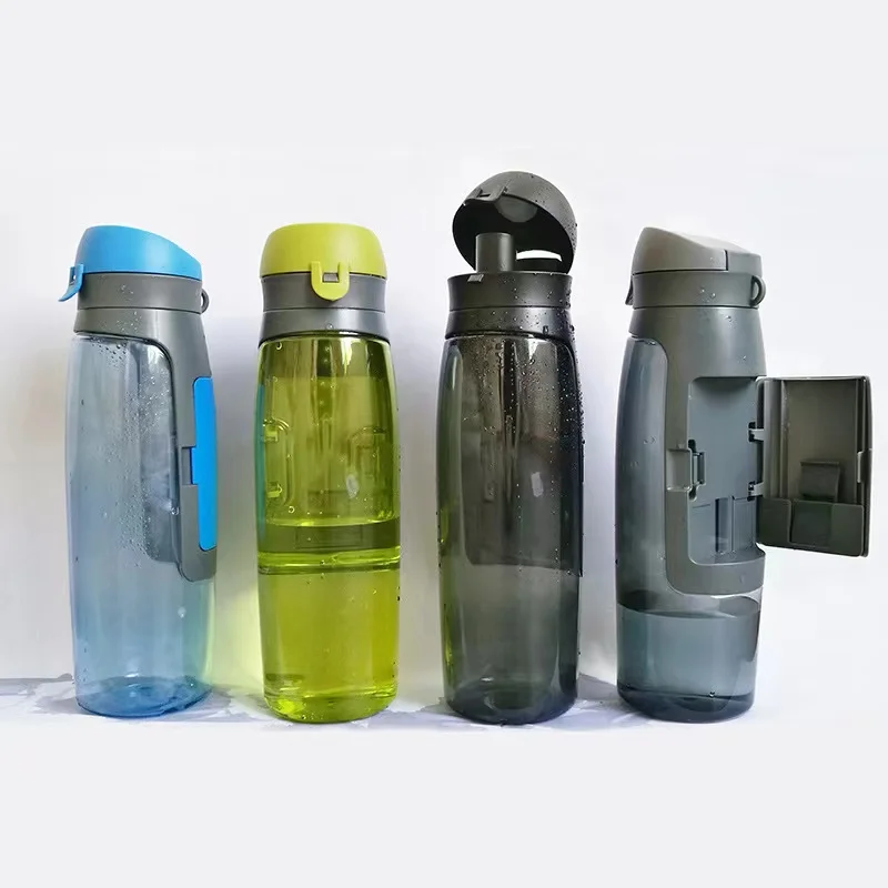 Бутылочка с отсеком. Пластиковая бутылка для воды. Спортивная бутылка для воды. Отделения для бутылок. Бутылка спортивная пластик.