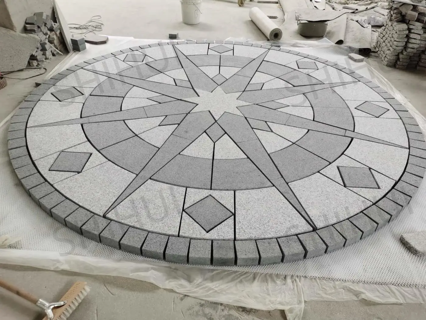 SH STONE Customized Natural Stone Mixed Round Granite Pavers Circular Pattern Medallion Paving Paver Stone Mesh Cobblestone