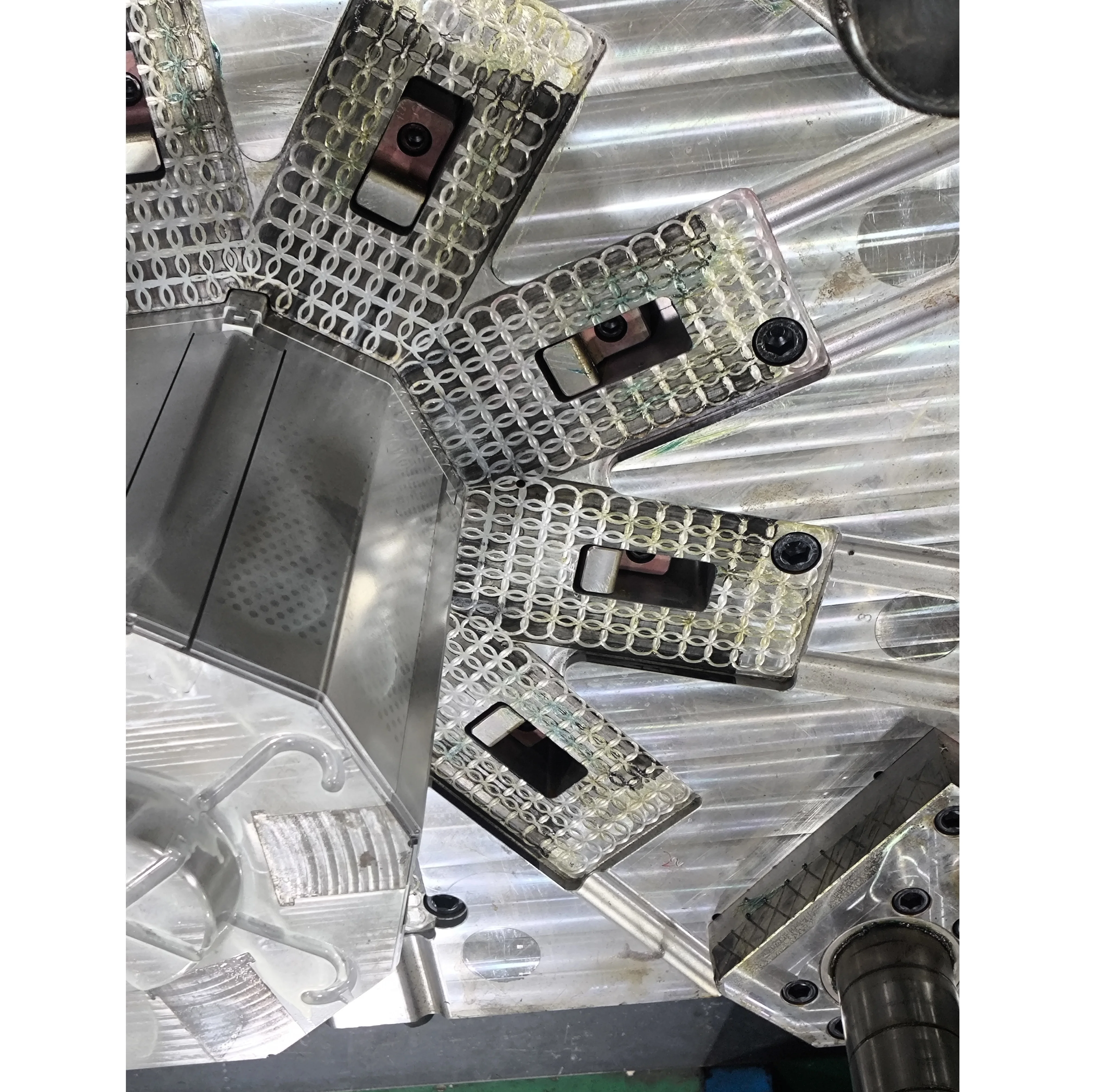 공장 가격 플라스틱 공기청정기 케이스 금형 LKM 금형베이스 고품질 제품 금형 분류