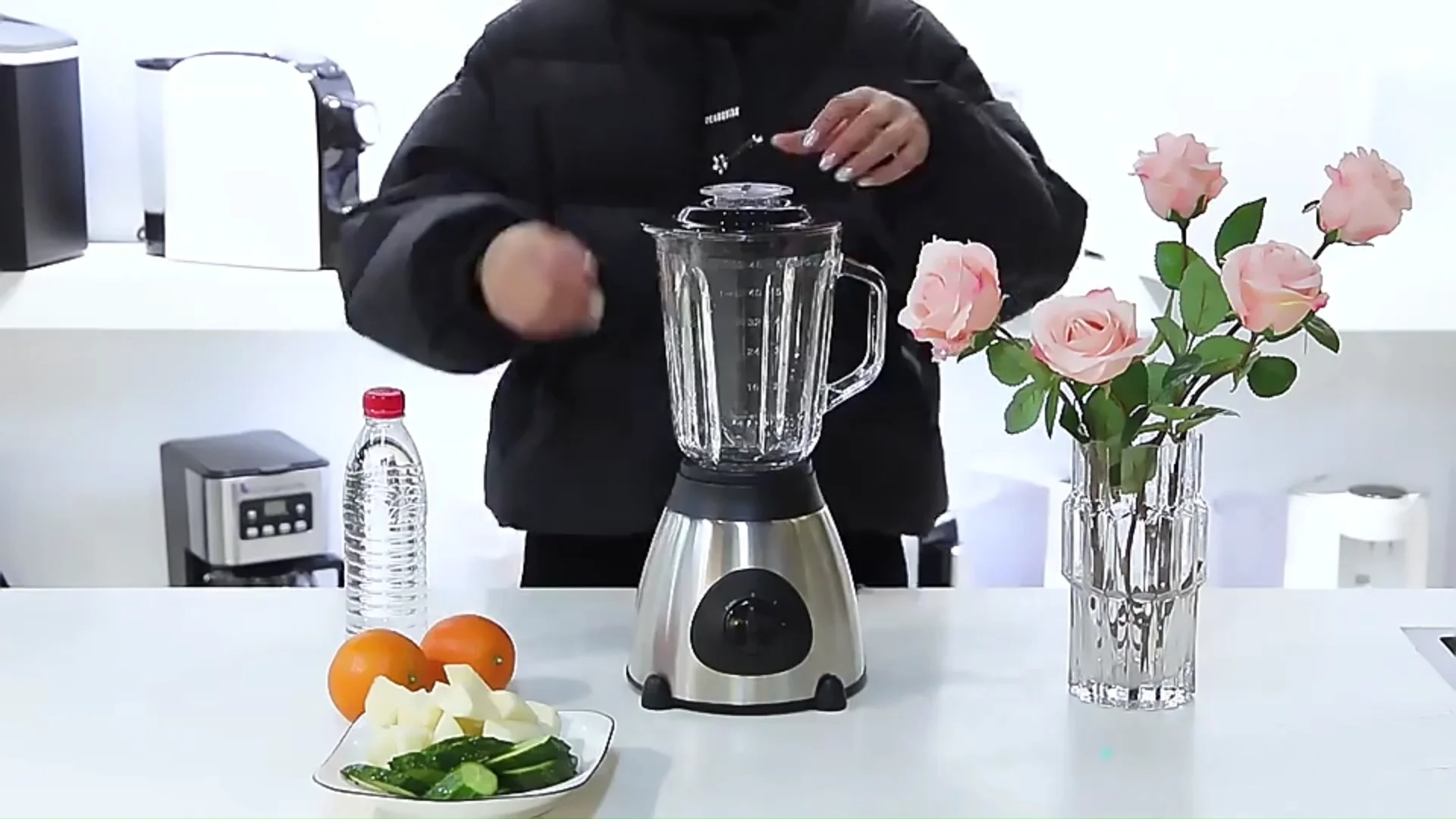 Factory Cost Wholesale 1.7l Powerful Heating Fruits Juice Blender