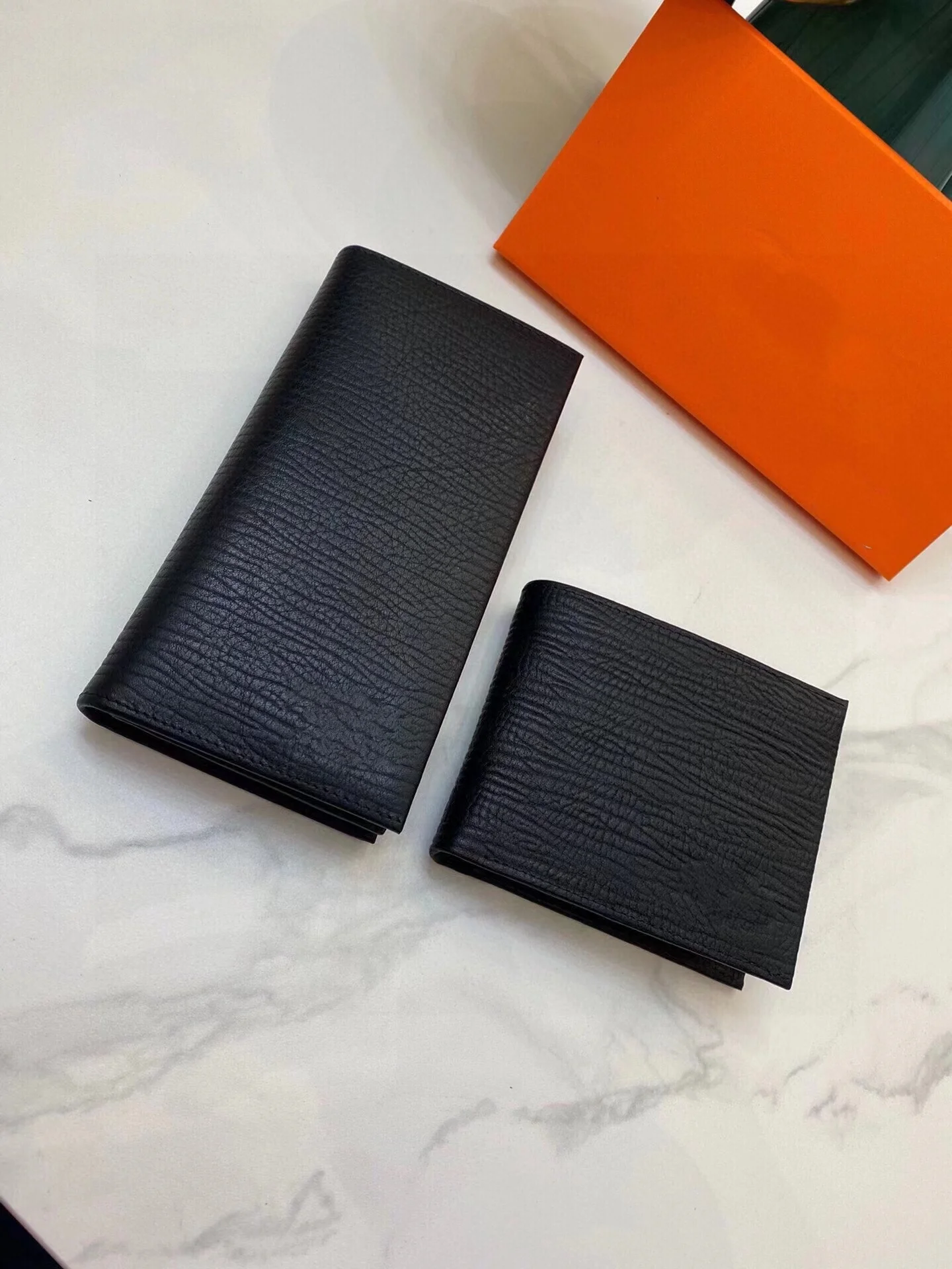 Мужской бумажник из натуральной