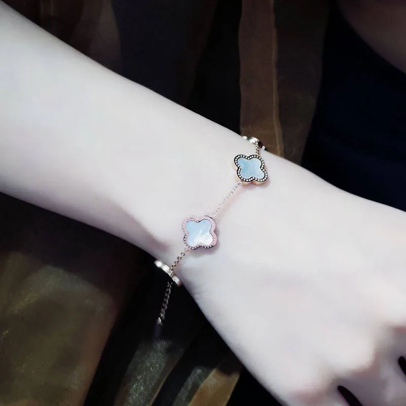 Set De 4 Bracelets Trèfle Femme - 18K Plaqué Or, Acier Inoxydable, Zirconia - Ajustables, Empilables - Symbolique Chance - Bijou Tendance Pour Femme Ou Fille
