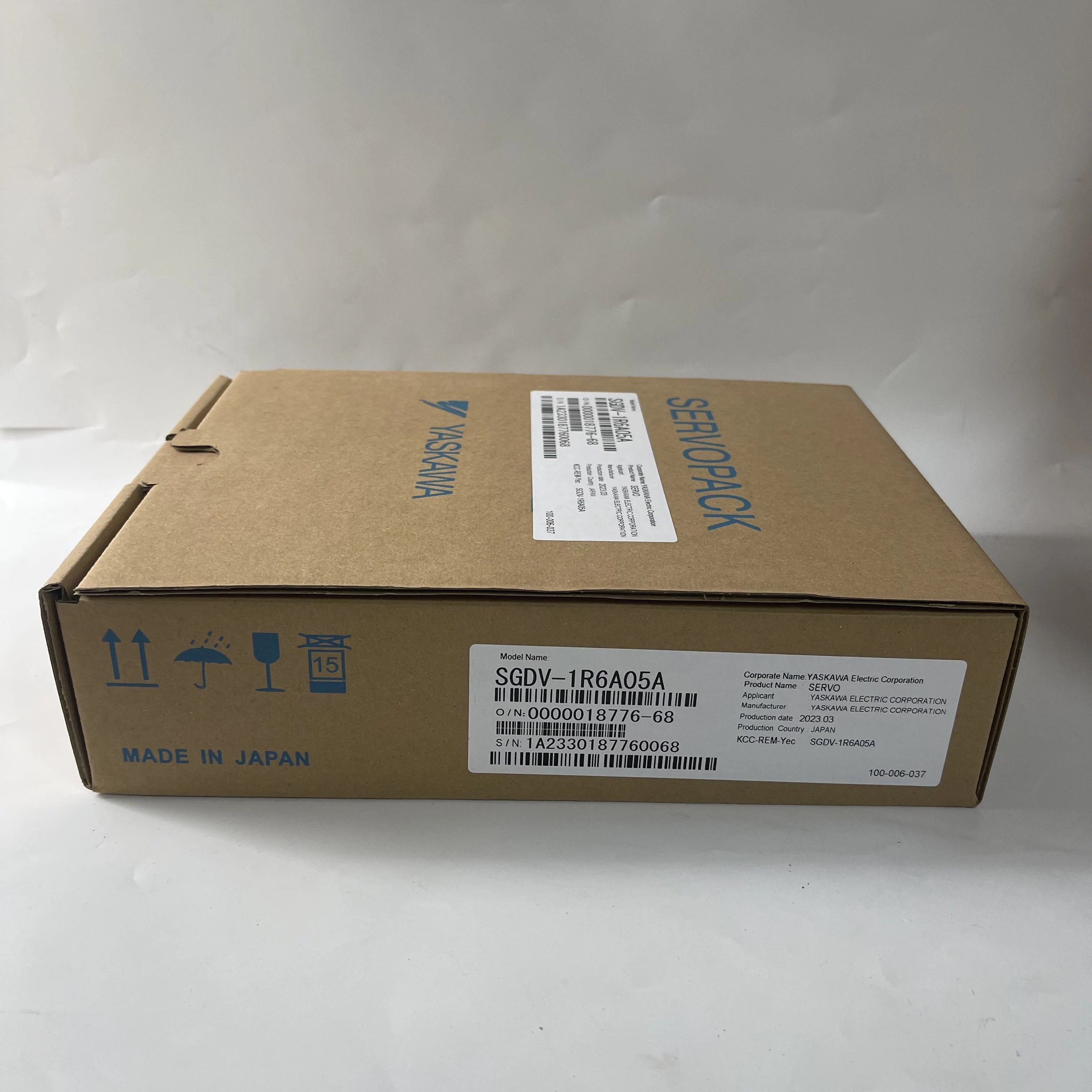 Yaskawa Servo Amplifier SGDV-1R6A05A Yaskawa Servo Amplifier SGDV-1R6A05A