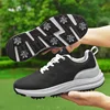 Púas de zapatos negros