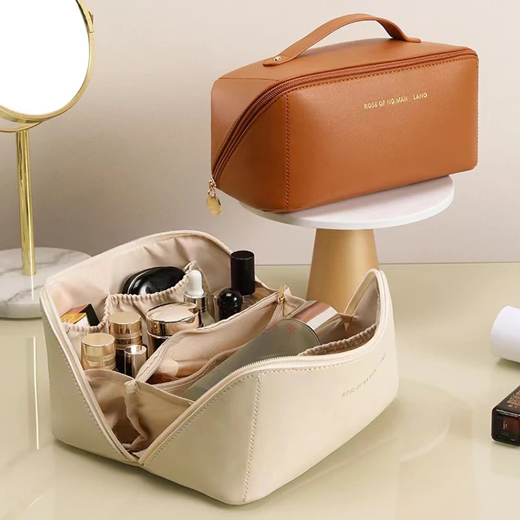 Custom LOGO Pu Leather Cosmetic Makeup Bag Pouch Skincare Cosmetic Partition Storage Waterproof Travel Toiletry Bag Make up Bags