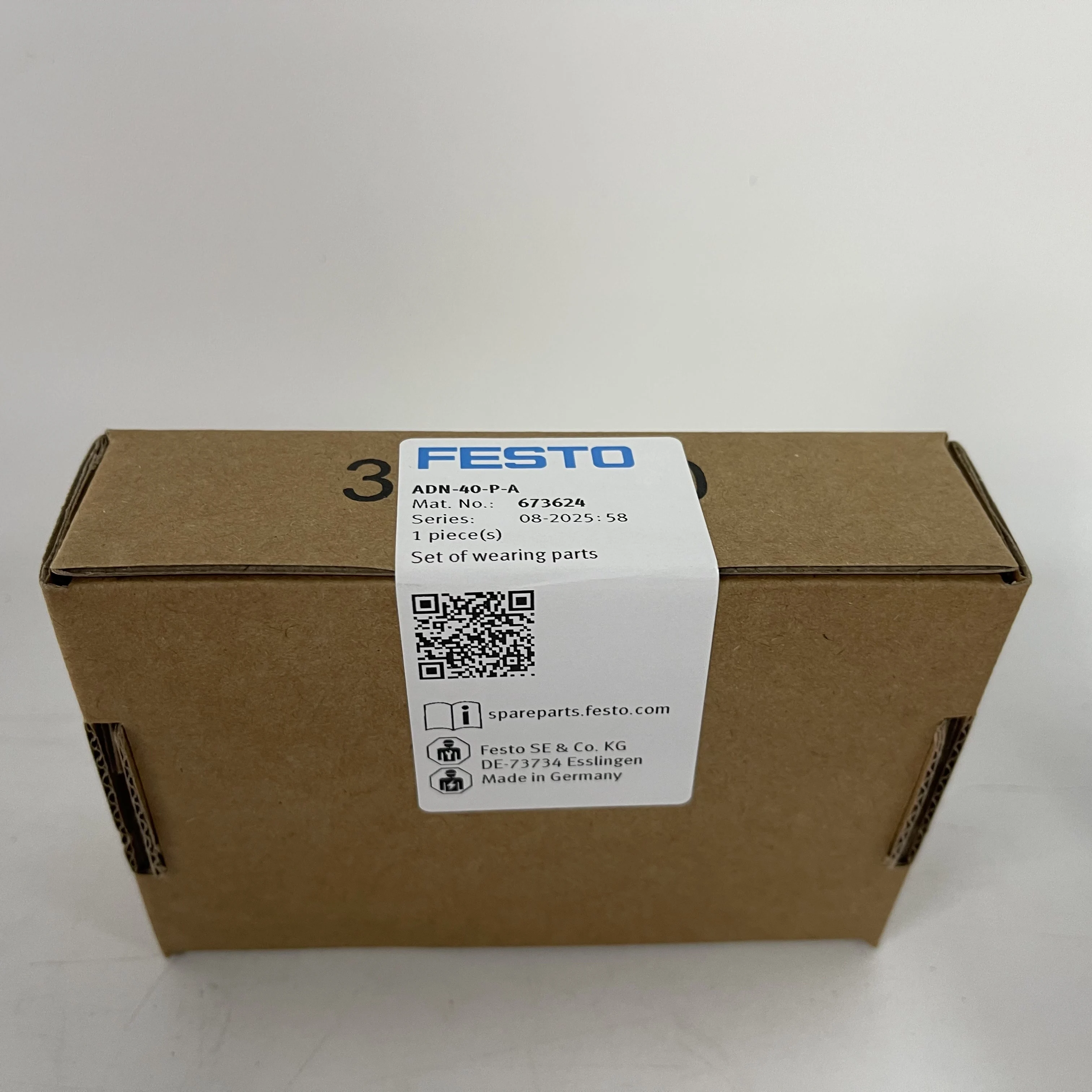 FESTO Cylinder Wearing Parts Set ADN-40-P-A 673624 FESTO Cylinder Wearing Parts Set ADN-40-P-A 673624