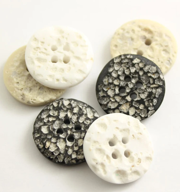 Plastic Button Manufacturers Fancy Round 4 Holes Stone Effect Resin Button For Clothing