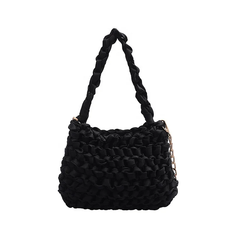 black handbolsas branded