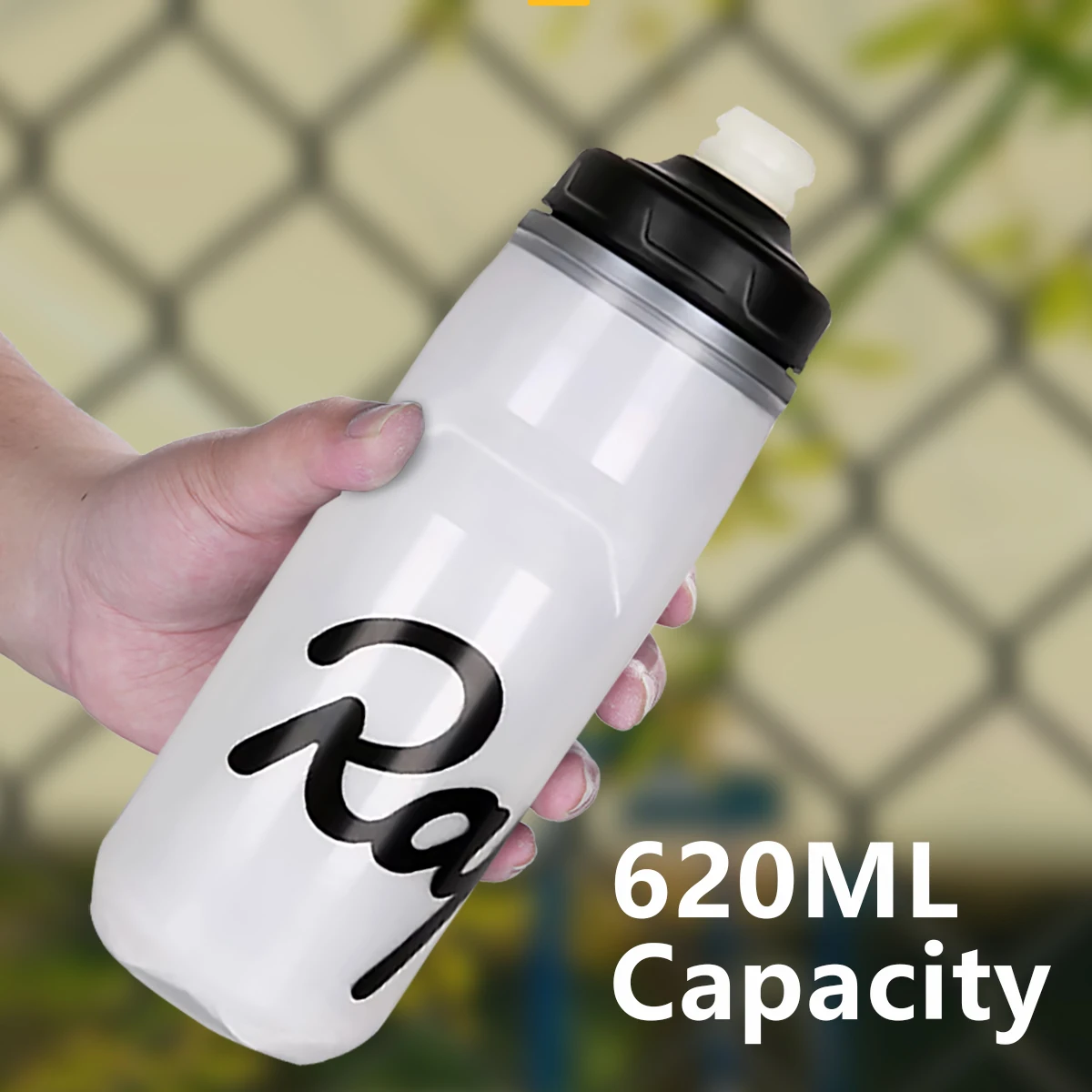 Customized Logo OEM 620ml/710ml Plastic Cycling Sports Water