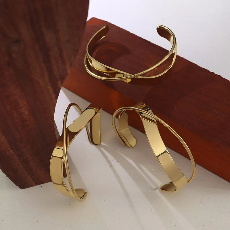 Stainless Steel Open Cuff Bangle Simple Smooth Versatile 18k Gold Plated Cross Open Cuff Welded Bracelet for Women