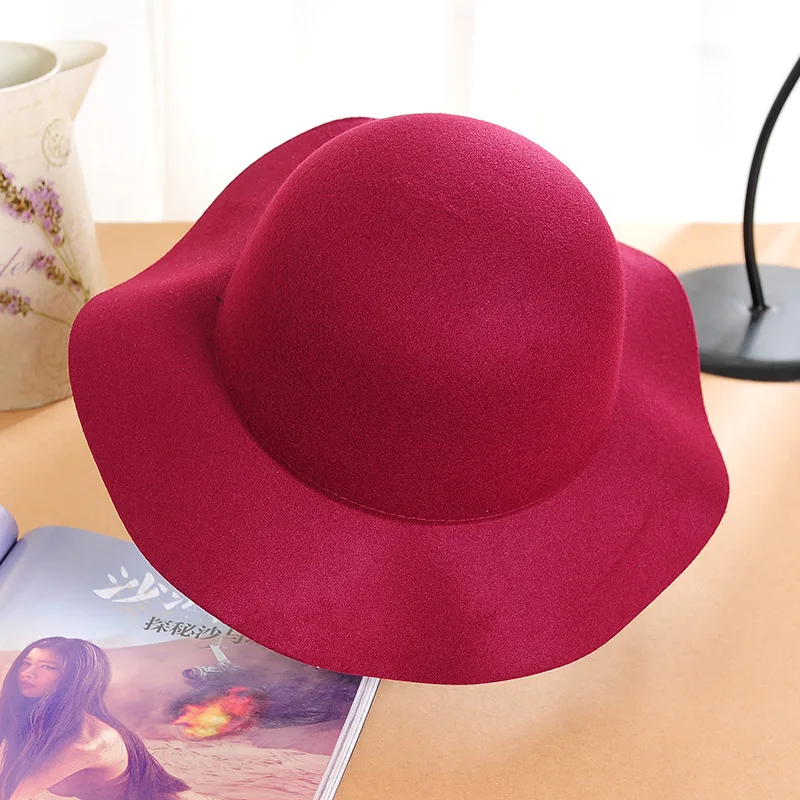 Wholesale Logo Spring Unisex Wide Brim Wave Bucket Felt Hat Designer Fedora Hats for Men and Women