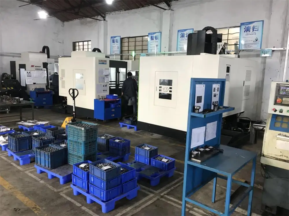 95211295 95211296 96686601 96686602 Is Applicable to Chevrolet Engine Bracket