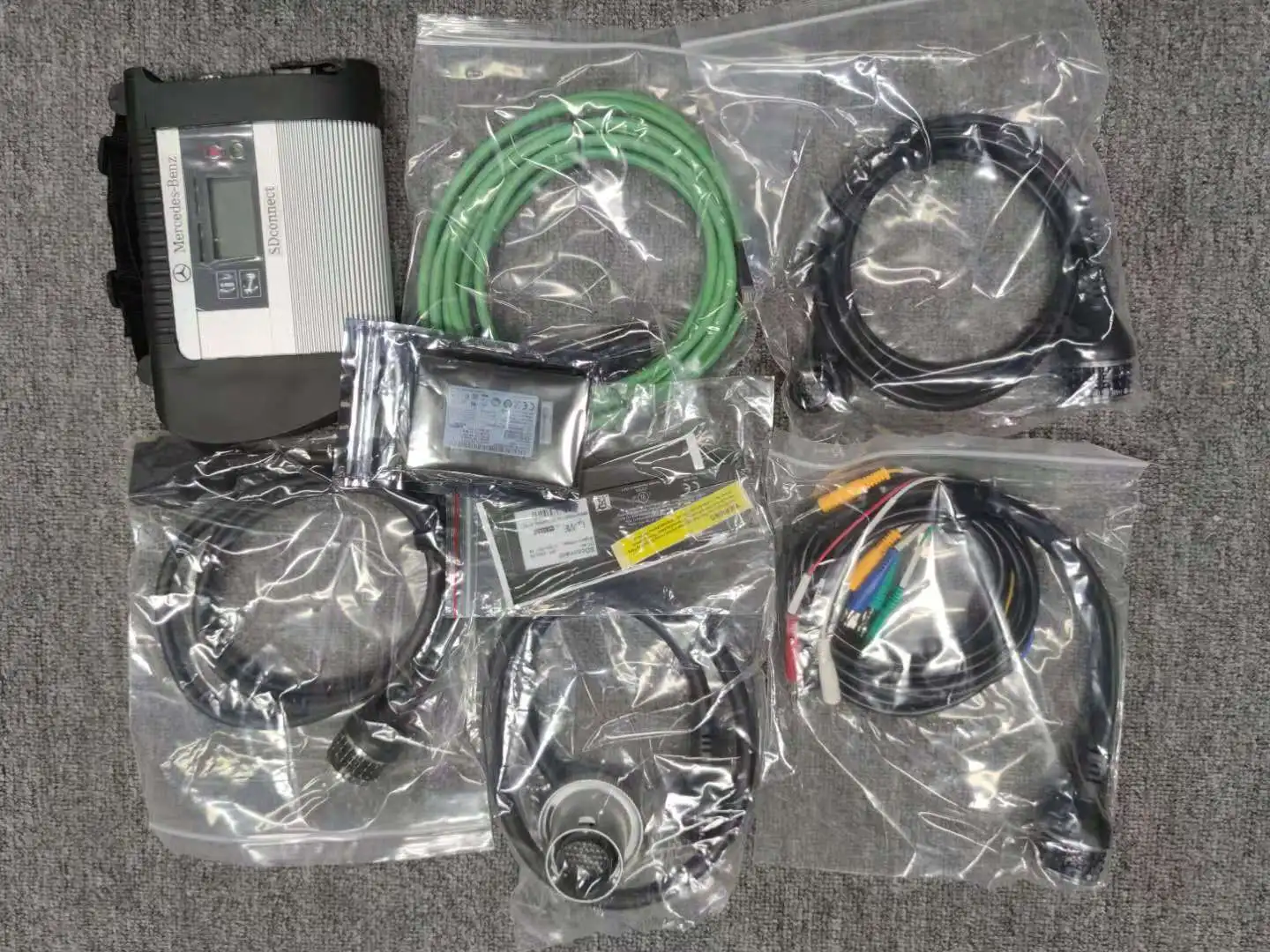 Latest Version Top Quality MB Star C4 SD Connect Compact 4 MB Star C4 Diagnosis Multiplexer Tool