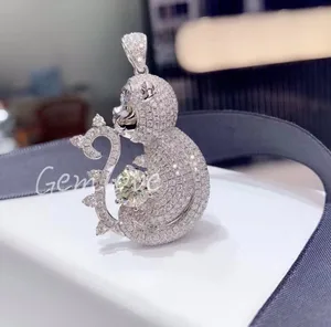 Fashionable 18K gold monkey men pendant , set with IGI-certified lab-grown diamonds, a unique and creative gift for men