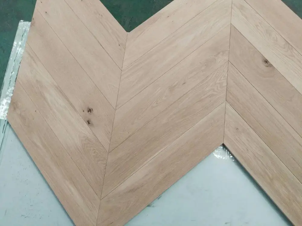 Many Sizes Available Oak Chevron Fishbone Flooring