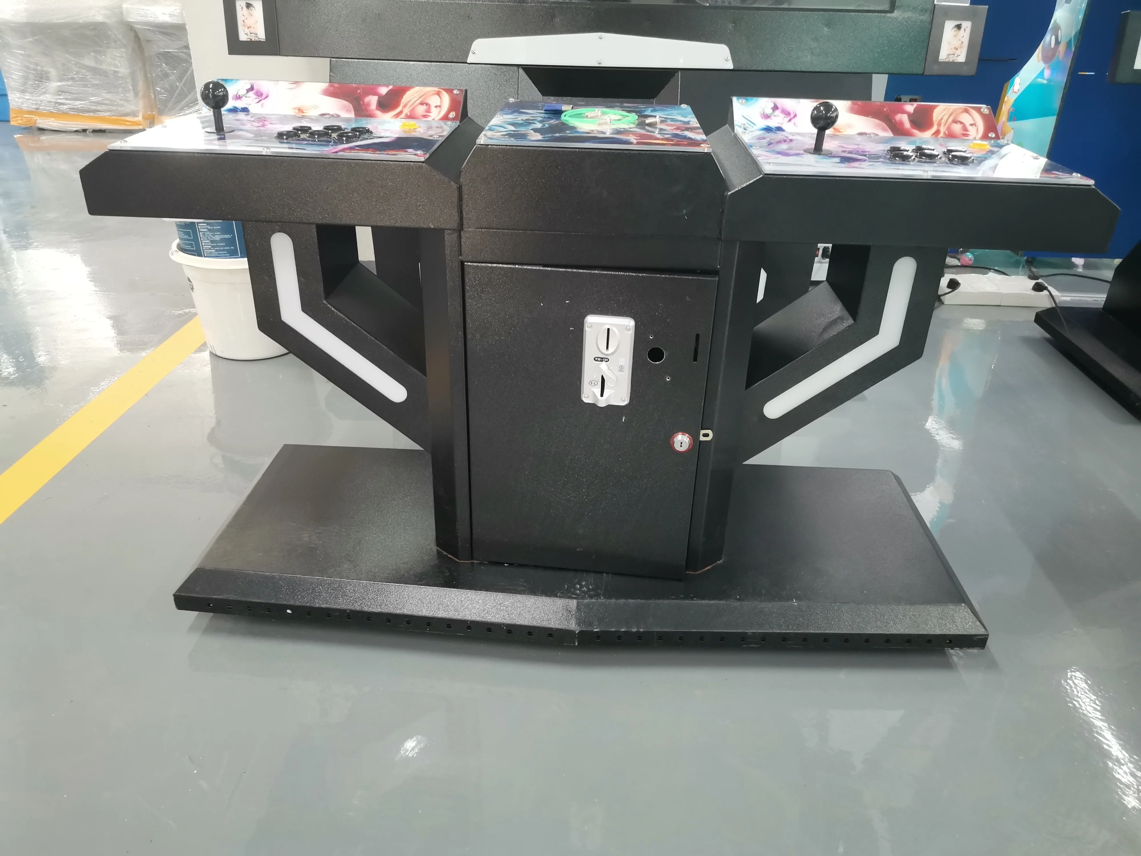 Funpark Hot Selling Coin Operated Arcade Fighting Game Machine Arcade Video Electronic Fighting Game Machine for Shopping Mall details