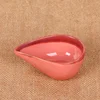 Assiette style goutte d'eau rose