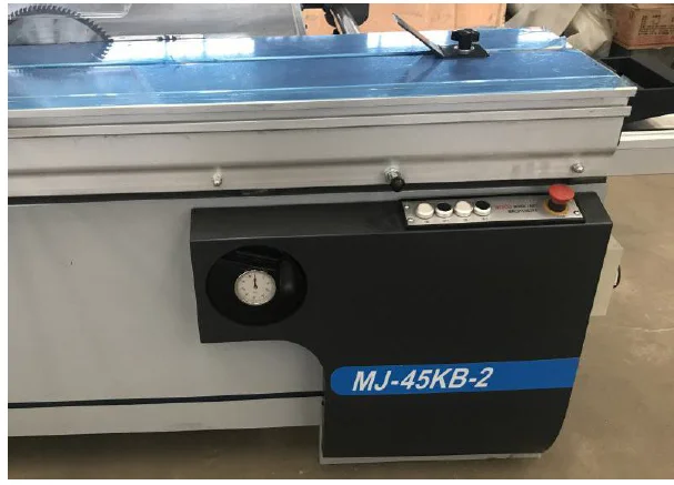 Altendorf Sliding Table Panel Saw for Woodworking Cutting
