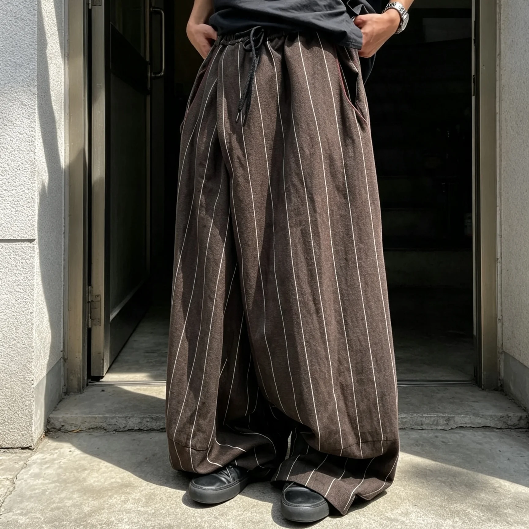 OEM Custom Streetwear Sweatpants Vintage Straight 100% Nylon Loose Fit Pleated High Waist Drawstring Closure Casual Trouser Men