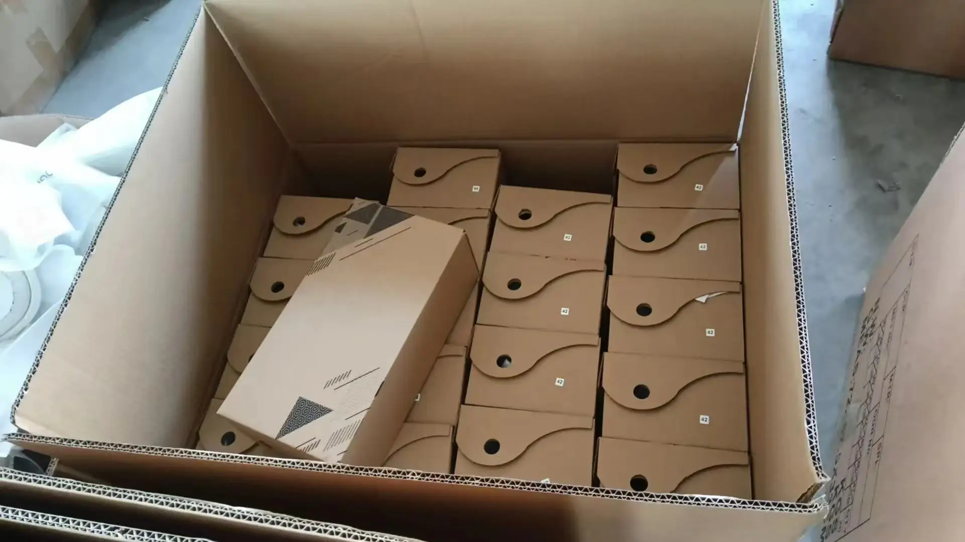 Packaging & shipping specifications