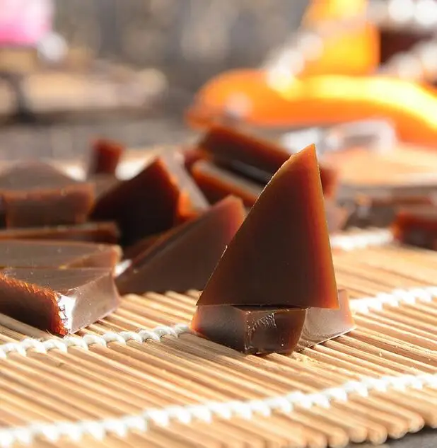 E Jiao Donkey-Hide Gelatin Blocks from China for Traditional Chinese  Desserts, Dumplings, and Noodles - Non-Organic Dried Product