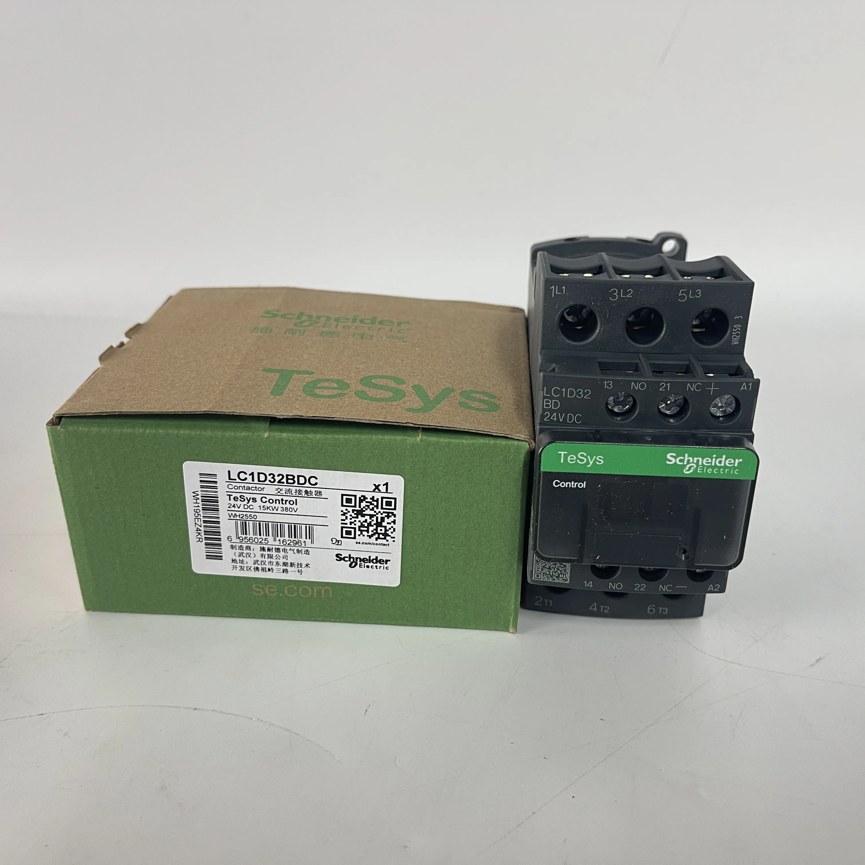 Schneider TeSys Contactor DC Coil LC1D32BDC Schneider TeSys Contactor DC Coil LC1D32BDC