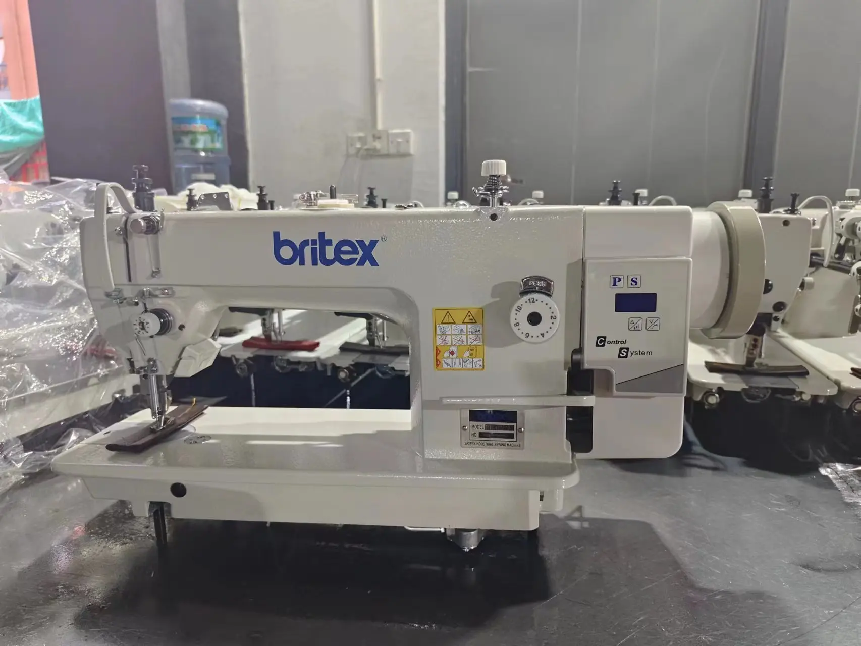 Britex. Britex. Подшивочная машина. Britex. Britex.