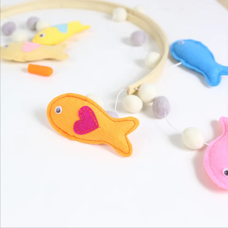 most popular trendy hanging toy baby crib toys music bed